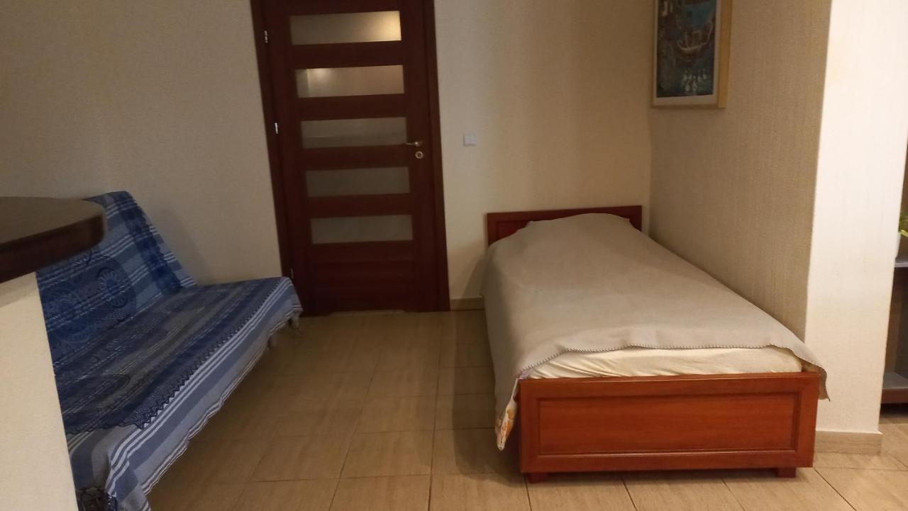 Apartamenty Warka Exterior photo
